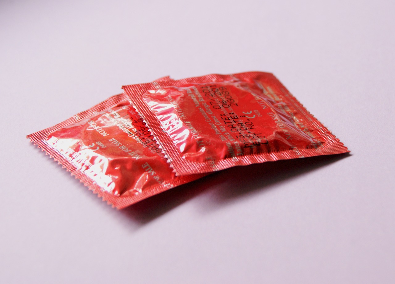 červené prezervativy
